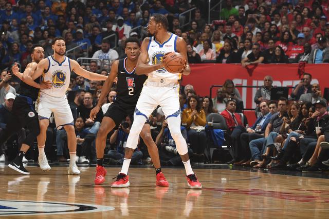 官宣:鹈鹕提前续约阿尔瓦拉多 新合同2年900万