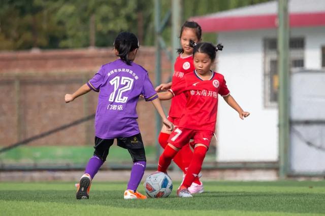 马尚沃特斯合砍42分 广东力克浙江开季两连胜